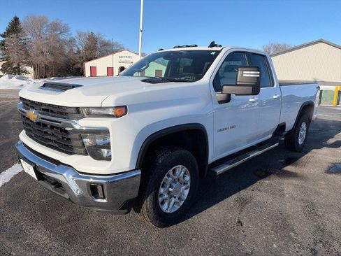 Used 2024 Chevrolet Silverado 3500 LT w/ Convenience Package image 1
