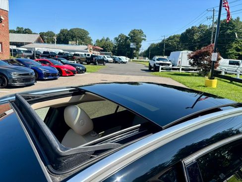 Used 2018 Mercedes-Benz GLA 250 4MATIC image 30
