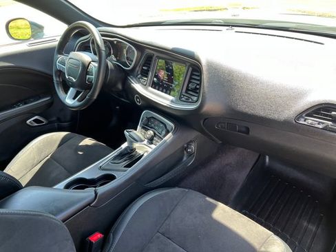 Used 2017 Dodge Challenger GT w/ Driver Convenience Group AWD/4WD image 35