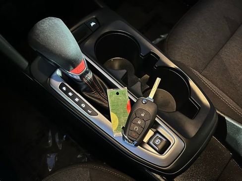 Used 2024 Chevrolet Trax RS w/ Driver Confidence Package image 34