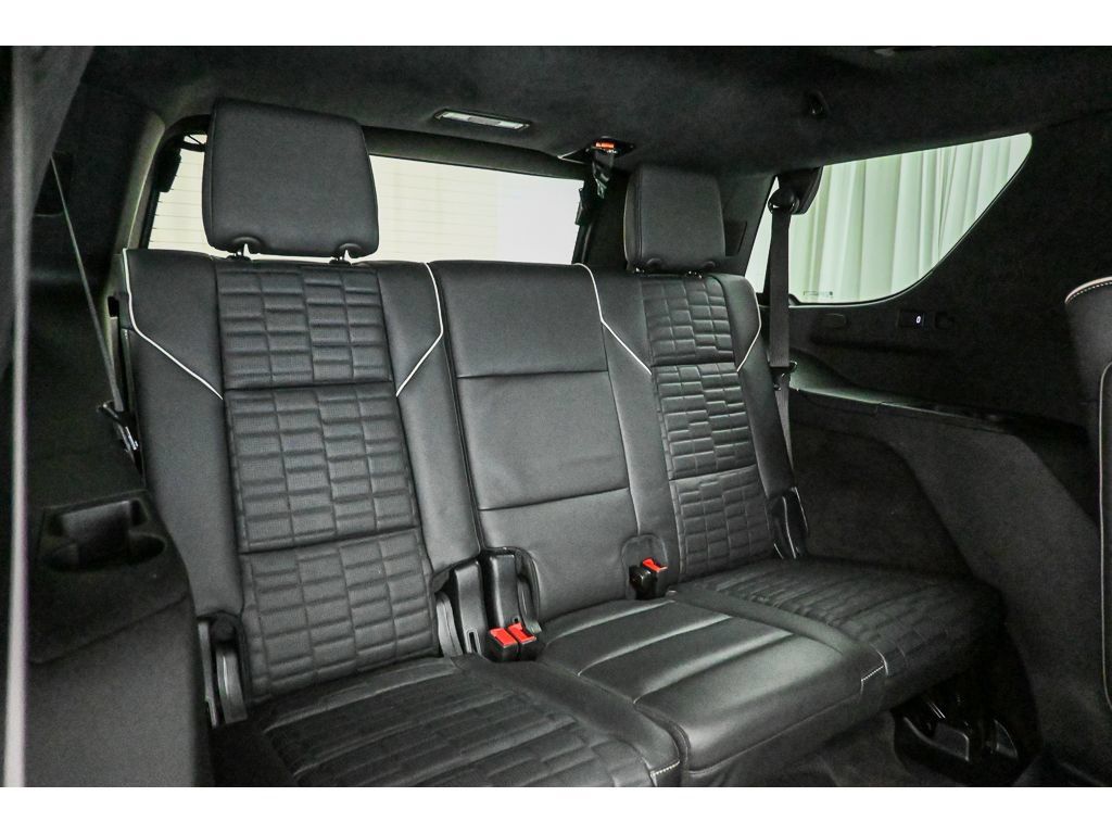 Certified 2024 Cadillac Escalade Sport Platinum w/ LPO, ONYX Package AWD/4WD image 22