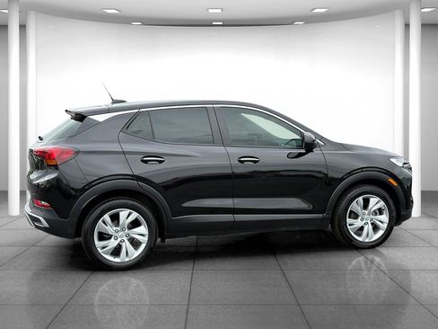 Used 2024 Buick Encore GX Preferred w/ Comfort Package FWD image 8