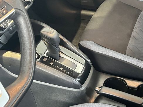 Used 2025 Nissan Versa SV image 41