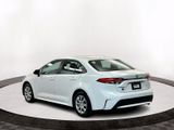 Used 2022 Toyota Corolla LE image 3