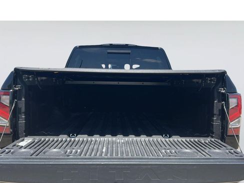 Used 2021 Nissan Titan Platinum Reserve w/ Off Road Protection Package AWD/4WD image 25