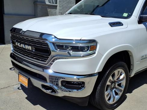 Used 2023 RAM 1500 Limited AWD/4WD image 9