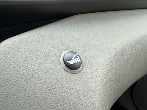 Used 2011 Honda Odyssey EX-L image 21