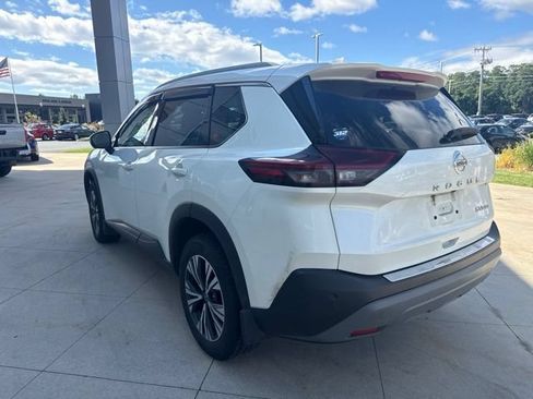 Used 2021 Nissan Rogue SV w/ Premium Package AWD/4WD image 5