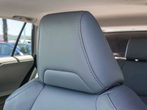 Used 2020 Toyota RAV4 Limited w/ Carpet Mat Package AWD/4WD image 24