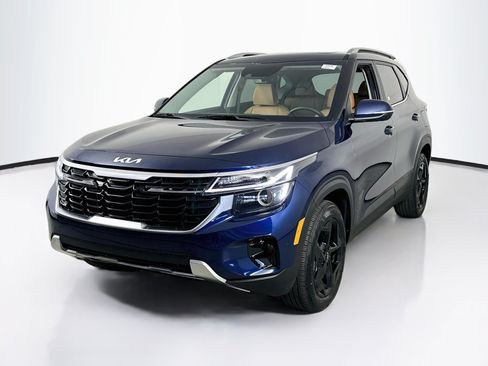 Used 2026 Kia Seltos EX w/ EX Sunroof Package FWD image 1