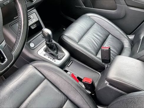 Used 2016 Volkswagen Tiguan SEL AWD/4WD image 14