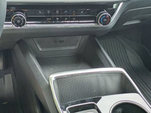 New 2026 Chevrolet Equinox LT FWD image 18