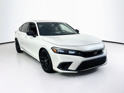 Used 2024 Honda Civic Sport image 3