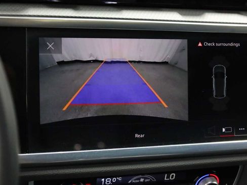 Used 2023 Audi Q3 2.0T Premium image 31