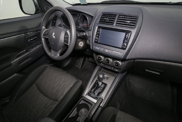 Used 2025 Mitsubishi Outlander Sport ES AWD/4WD image 17