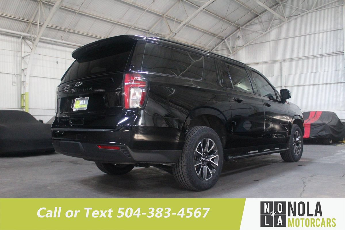 Used 2023 Chevrolet Suburban Z71 w/ Luxury Package AWD/4WD image 10