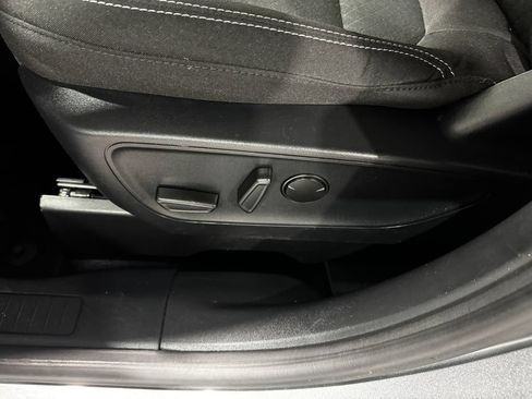 Used 2024 Ford Escape Active AWD/4WD image 19