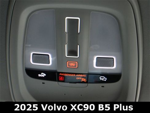 Used 2025 Volvo XC90 B5 Plus w/ Protection Package Premier image 20