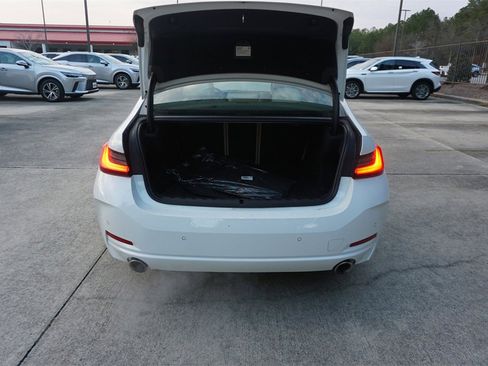 Used 2023 BMW 330i xDrive Sedan w/ Driving Assistance Package image 17