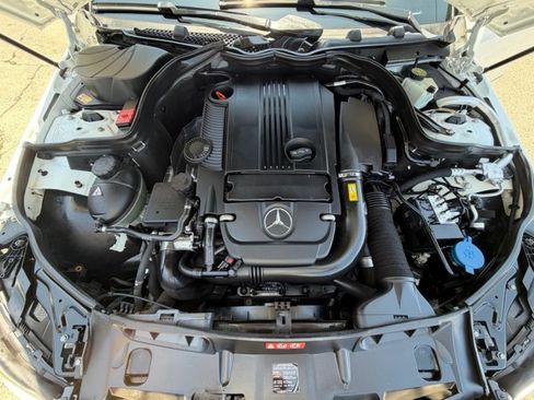 Used 2014 Mercedes-Benz C 250 Sedan image 17