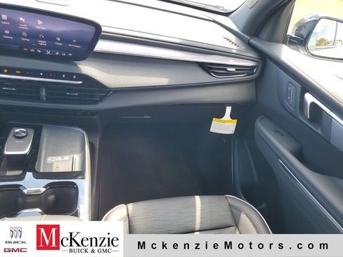 New 2026 Buick Enclave Sport Touring w/ Power Package FWD image 28