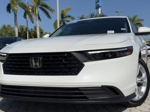Used 2025 Honda Accord LX image 2