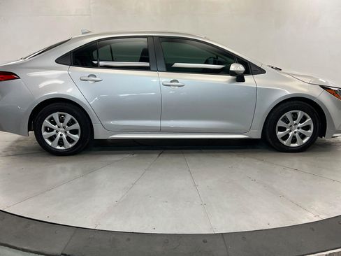 Used 2026 Toyota Corolla LE FWD image 7
