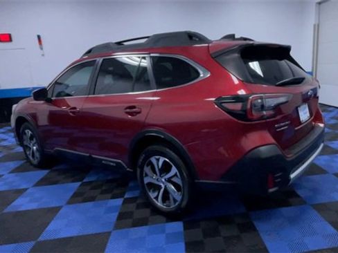 Used 2021 Subaru Outback Limited image 6