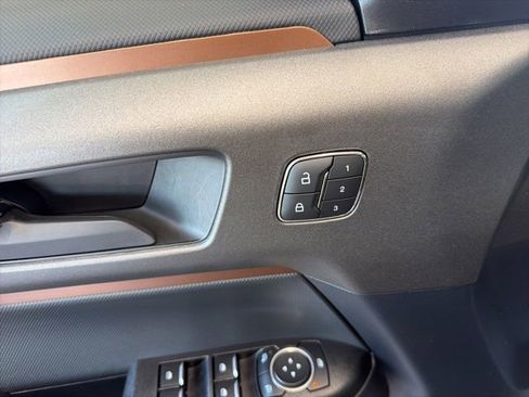 Certified 2025 Ford Bronco Sport Outer Banks w/ Outer Banks Tech Package+ AWD/4WD image 17