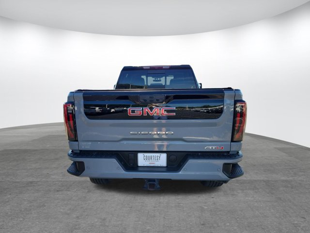Used 2024 GMC Sierra 2500 AT4 w/ AT4 Preferred Package AWD/4WD image 6