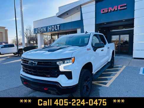 Used 2024 Chevrolet Silverado 1500 LT Trail Boss w/ Protection Package AWD/4WD image 1