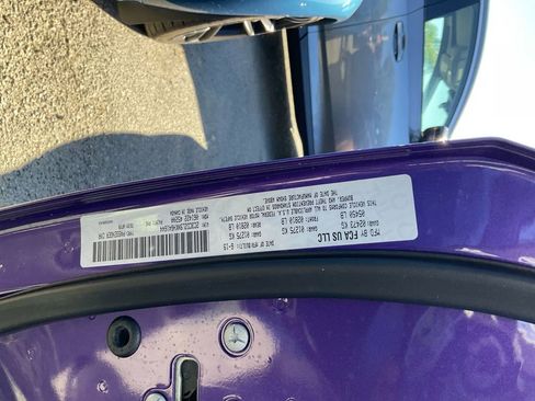 Used 2019 Dodge Challenger SRT Hellcat Redeye image 37