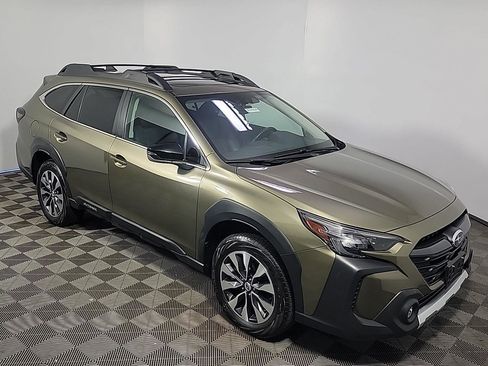 Used 2024 Subaru Outback Limited AWD/4WD image 2