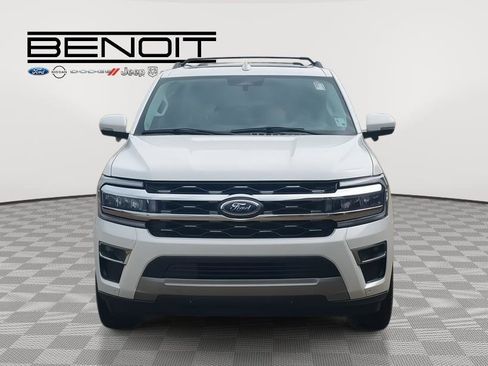 Used 2023 Ford Expedition Max Limited image 2
