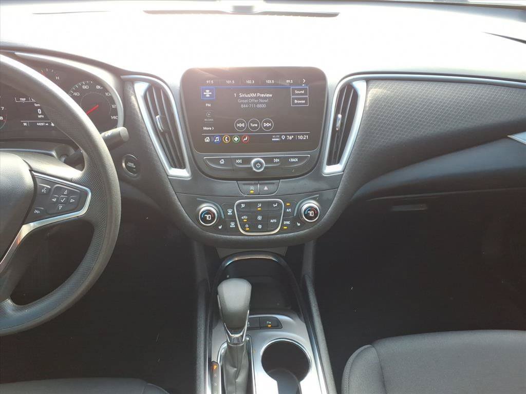 Used 2025 Chevrolet Malibu LT FWD image 27