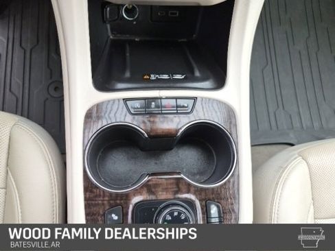 Used 2022 GMC Acadia Denali w/ Denali Ultimate Package image 17