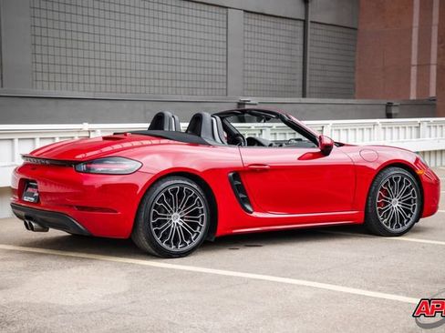 Used 2017 Porsche 718 Boxster S RWD image 38