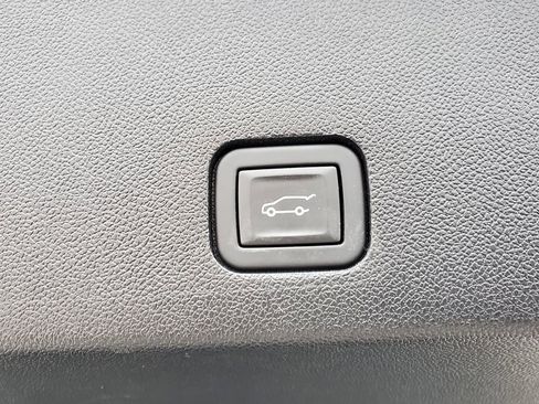 Certified 2024 Cadillac XT6 Premium Luxury w/ Technology Package image 44