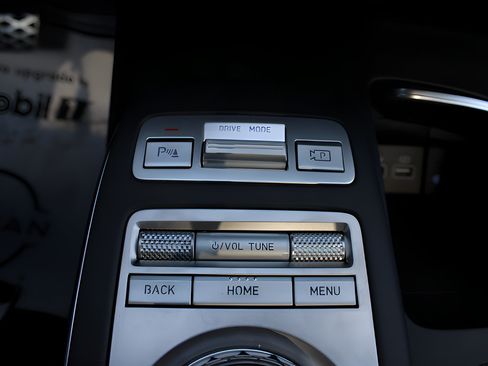 Used 2024 Genesis GV70 2.5T w/ Sport Prestige Package AWD/4WD image 24