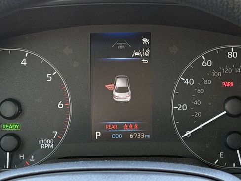 Certified 2025 Toyota Corolla LE FWD image 15