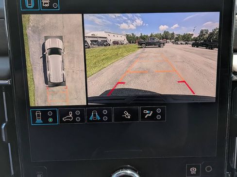 New 2026 GMC Yukon Denali Ultimate AWD/4WD image 18
