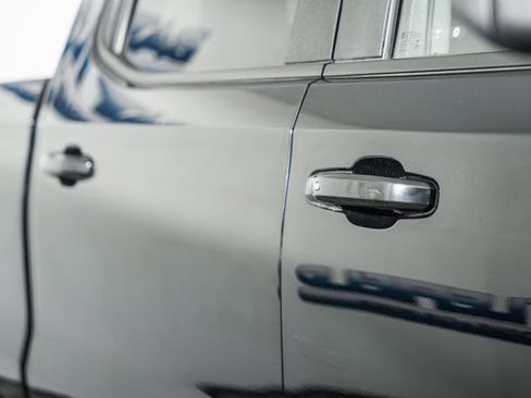 Used 2021 Chevrolet Silverado 1500 LT Trail Boss w/ Bed Protection Package image 18