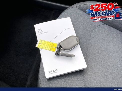 Used 2025 Kia K4 FWD image 10