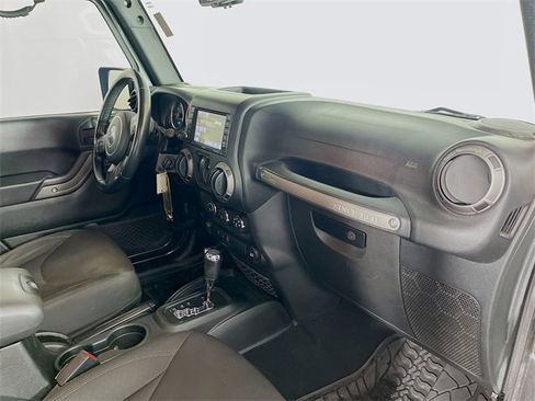 Used 2018 Jeep Wrangler Sport image 26