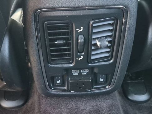 Used 2017 Jeep Grand Cherokee Limited AWD/4WD image 21