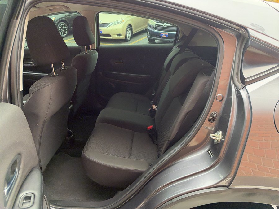 Used 2017 Honda HR-V LX image 18