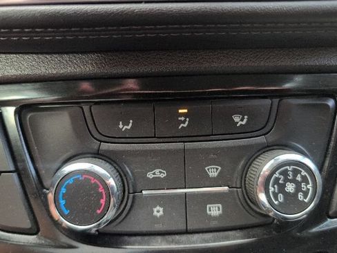 Used 2018 Buick Encore Preferred FWD image 21