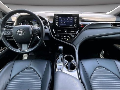 Used 2024 Toyota Camry SE FWD image 7
