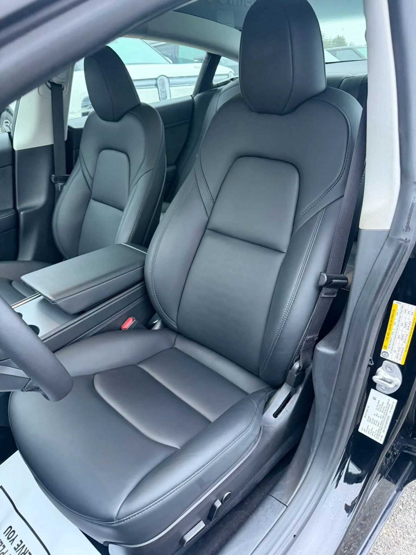 Used 2023 Tesla Model 3 Standard Range RWD image 6
