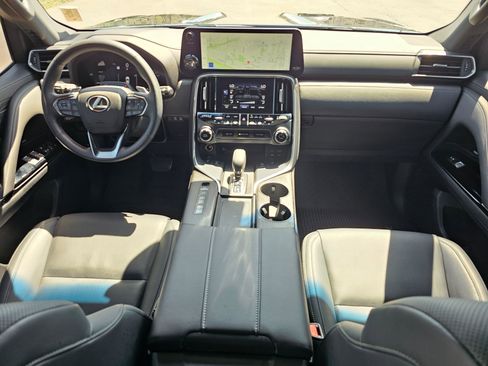 Used 2025 Lexus LX 700h Overtrail w/ Accessory Package (Z1) AWD/4WD image 15